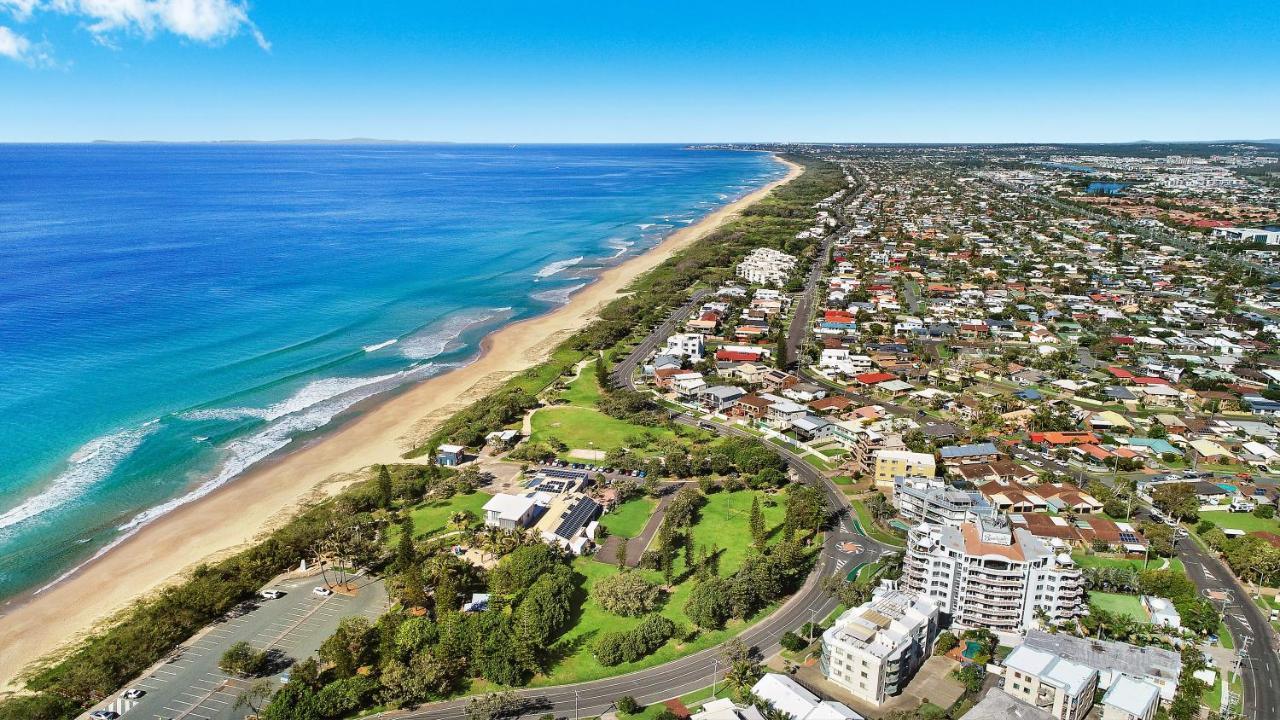 Beachside Resort Kawana Waters Buddina Kültér fotó