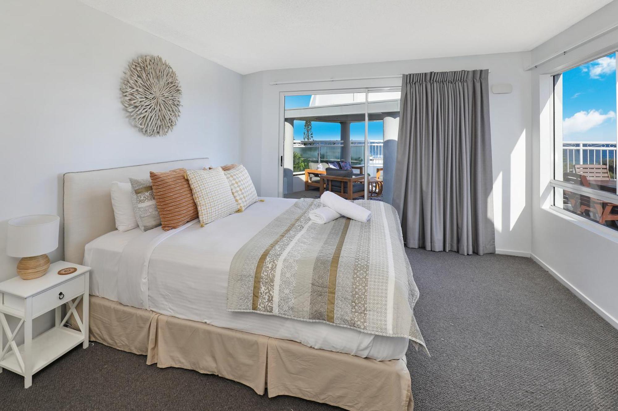 Beachside Resort Kawana Waters Buddina Kültér fotó