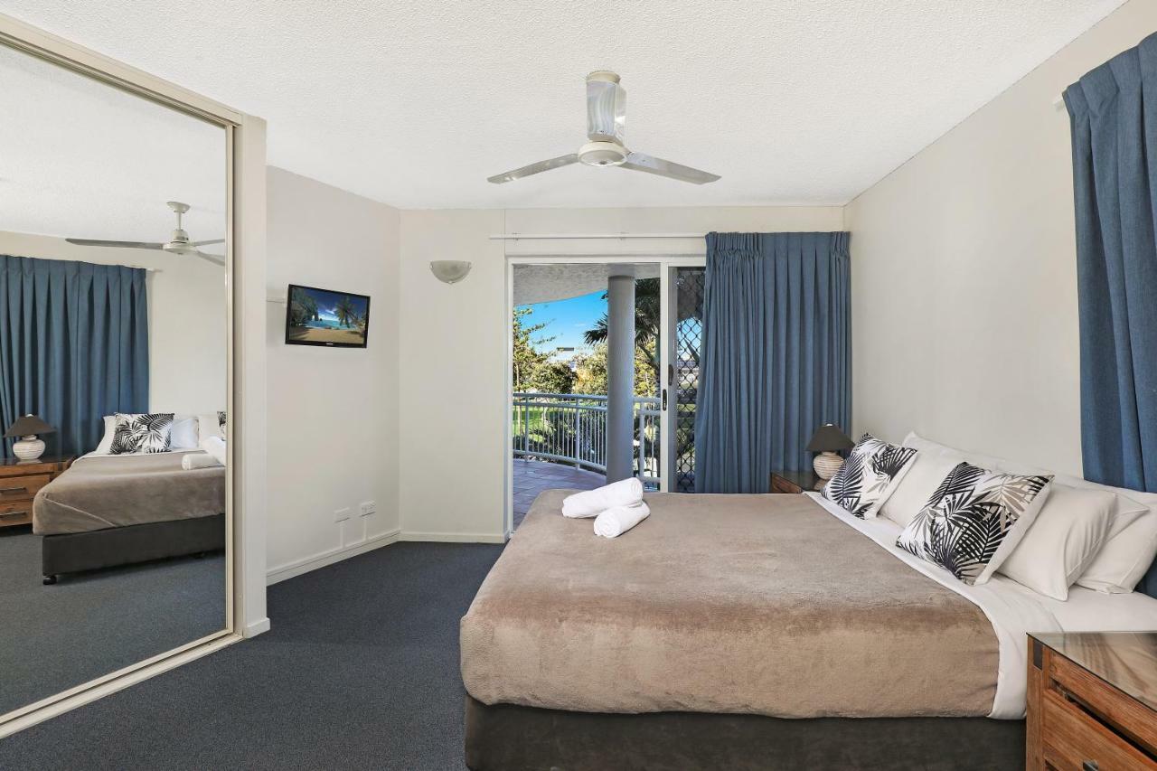 Beachside Resort Kawana Waters Buddina Kültér fotó